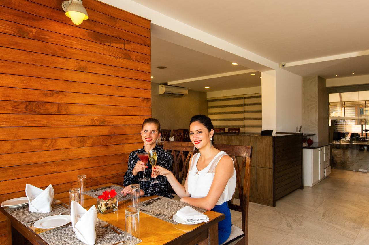Hotel The Fern Residency, Miramar Panaji Exterior foto